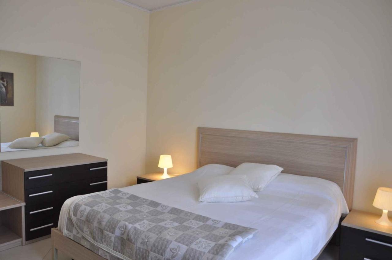 Apartments In Lazise/Gardasee 21945 ภายนอก รูปภาพ
